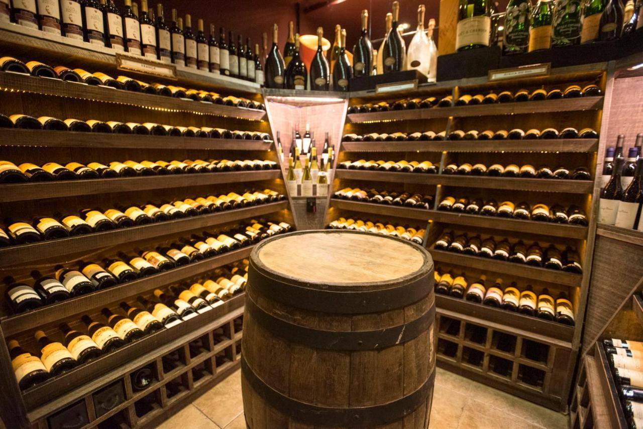 Royal Boutique Savassi Hotel Belo Horizonte Buitenkant foto Wine cellar