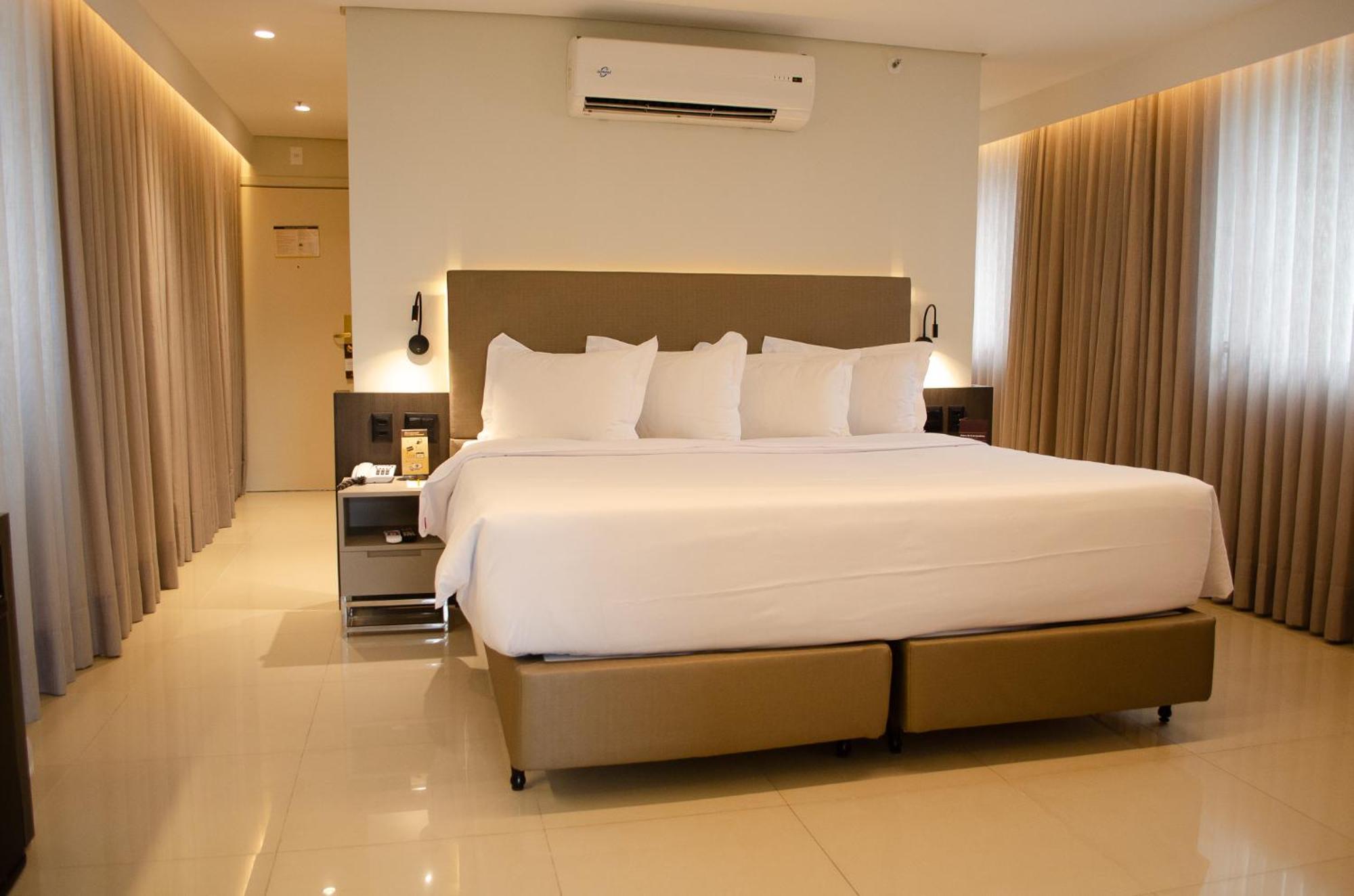 Royal Boutique Savassi Hotel Belo Horizonte Buitenkant foto A bedroom at the hotel